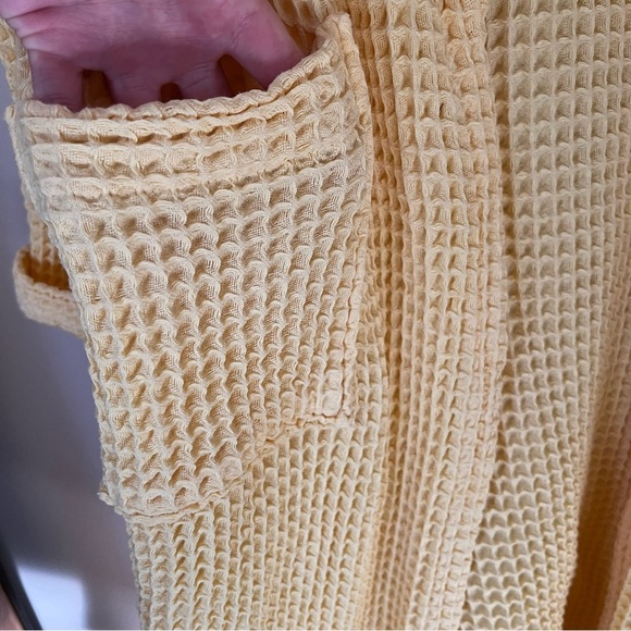 One Wednesday for Jilly Box Yellow Waffle Knit Robe - Picture 7 of 10